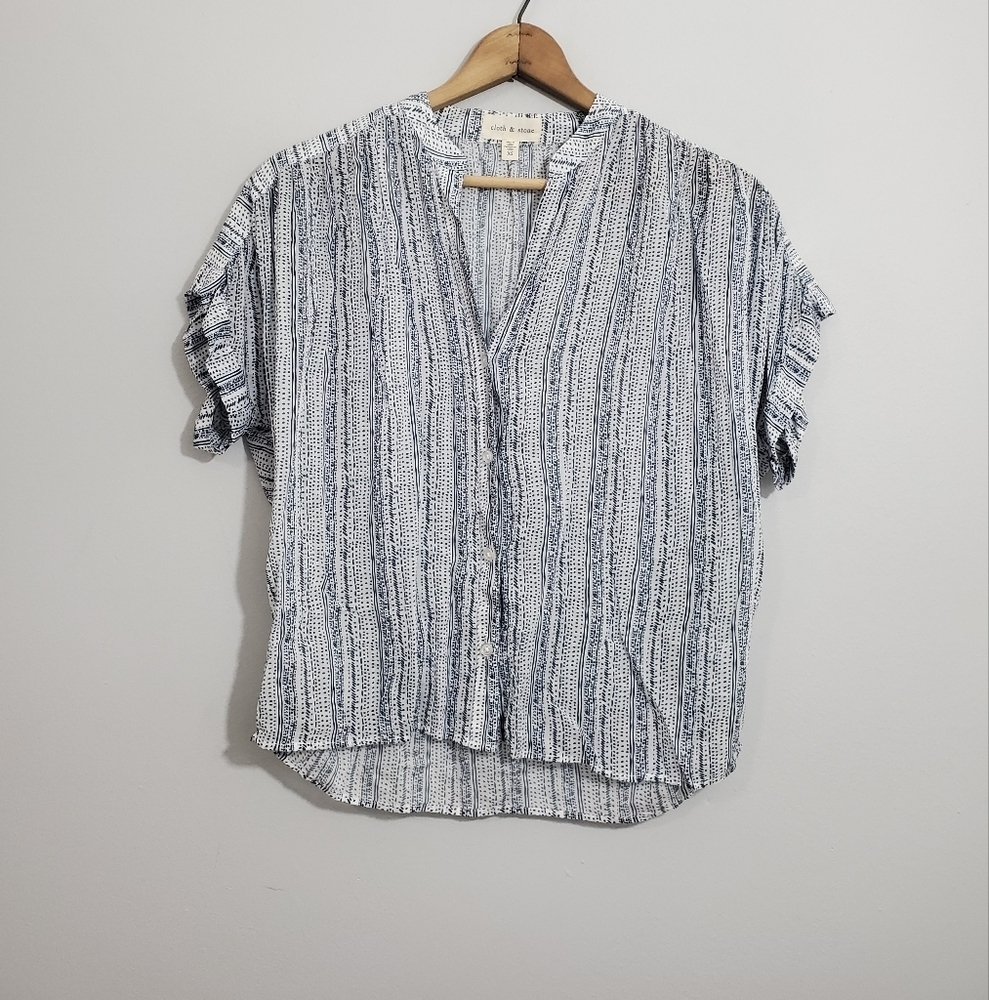 Anthro Cloth & Stone Blue/White Striped Button Down Shirt